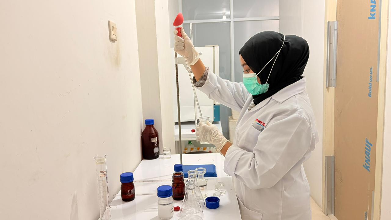 Uji Kualitas Air Limbah: Upaya Pencegahan Pencemaran dan Pemenuhan Regulasi